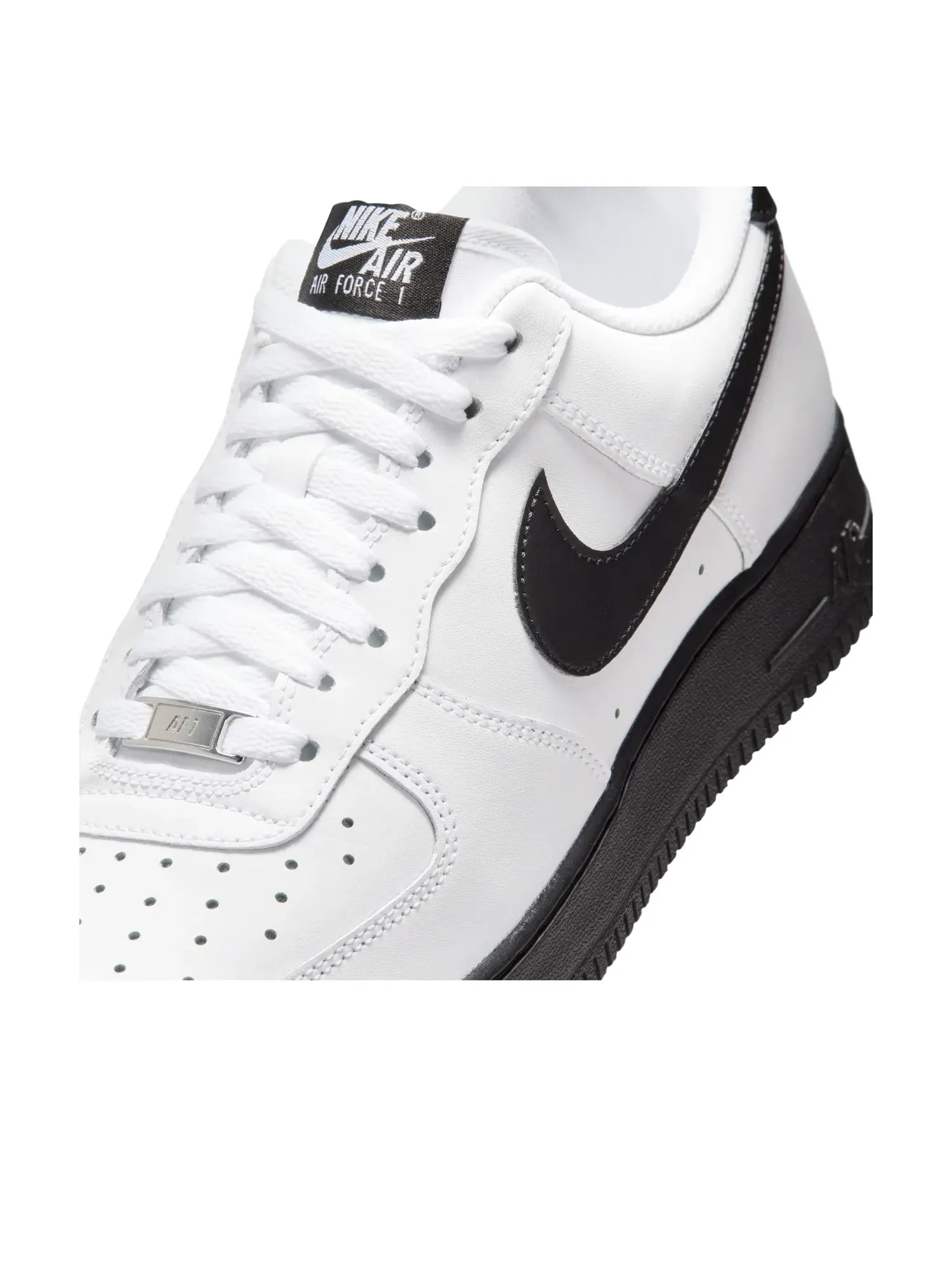 Кроссовки Nike Air Force 1 Low 07 'White Black' 2026 FJ4146-129 — изображение 5 из 7, белый