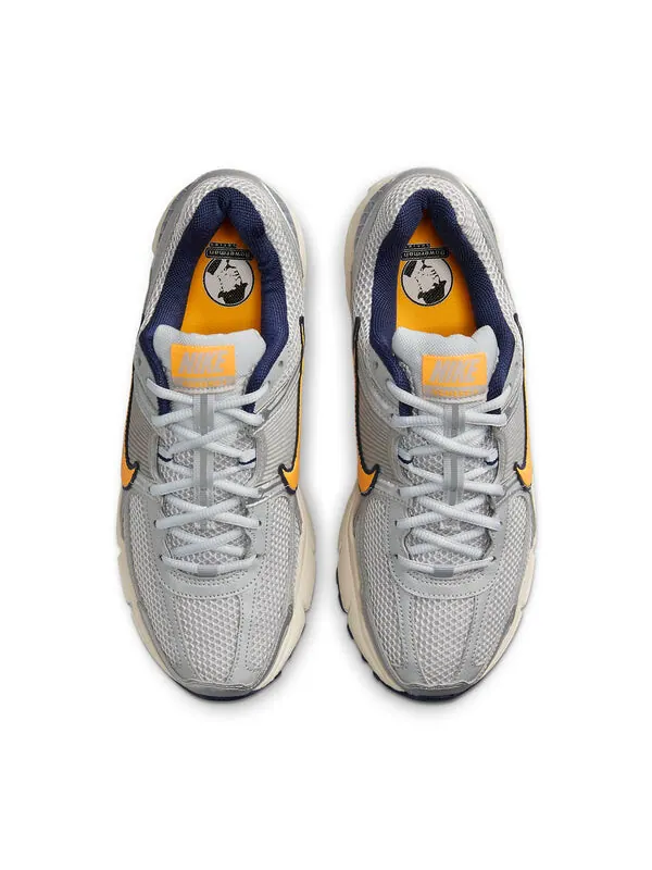 Кроссовки air zoom vomero 5 'pure platinum laser orange' Nike — изображение 3 из 4, платиновый/оранжевый