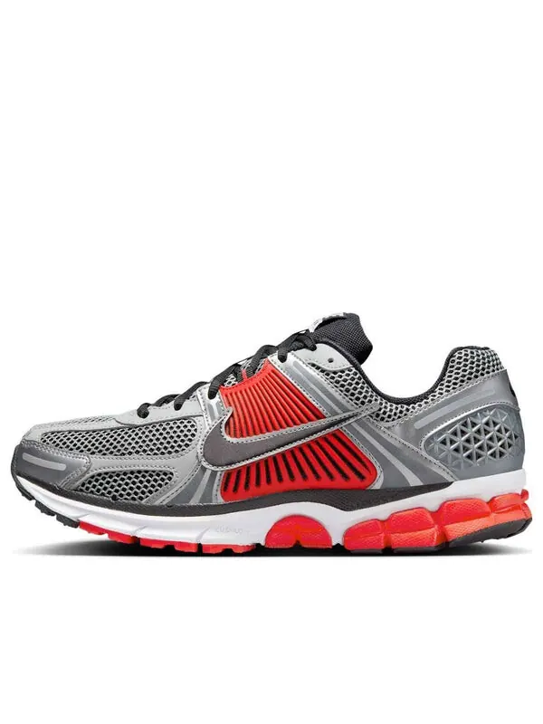 Кроссовки air zoom vomero 5 'bright crimson silver black' Nike — изображение 1 из 4