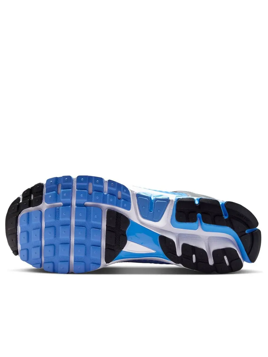 Кроссовки Nike Air Zoom Vomero 5 'Pure Platinum University Blue' — изображение 6 из 6, серый