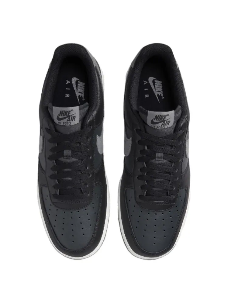 Кроссовки Nike Air Force 1 '07 Smoke Grey — изображение 4 из 6, черный/серый