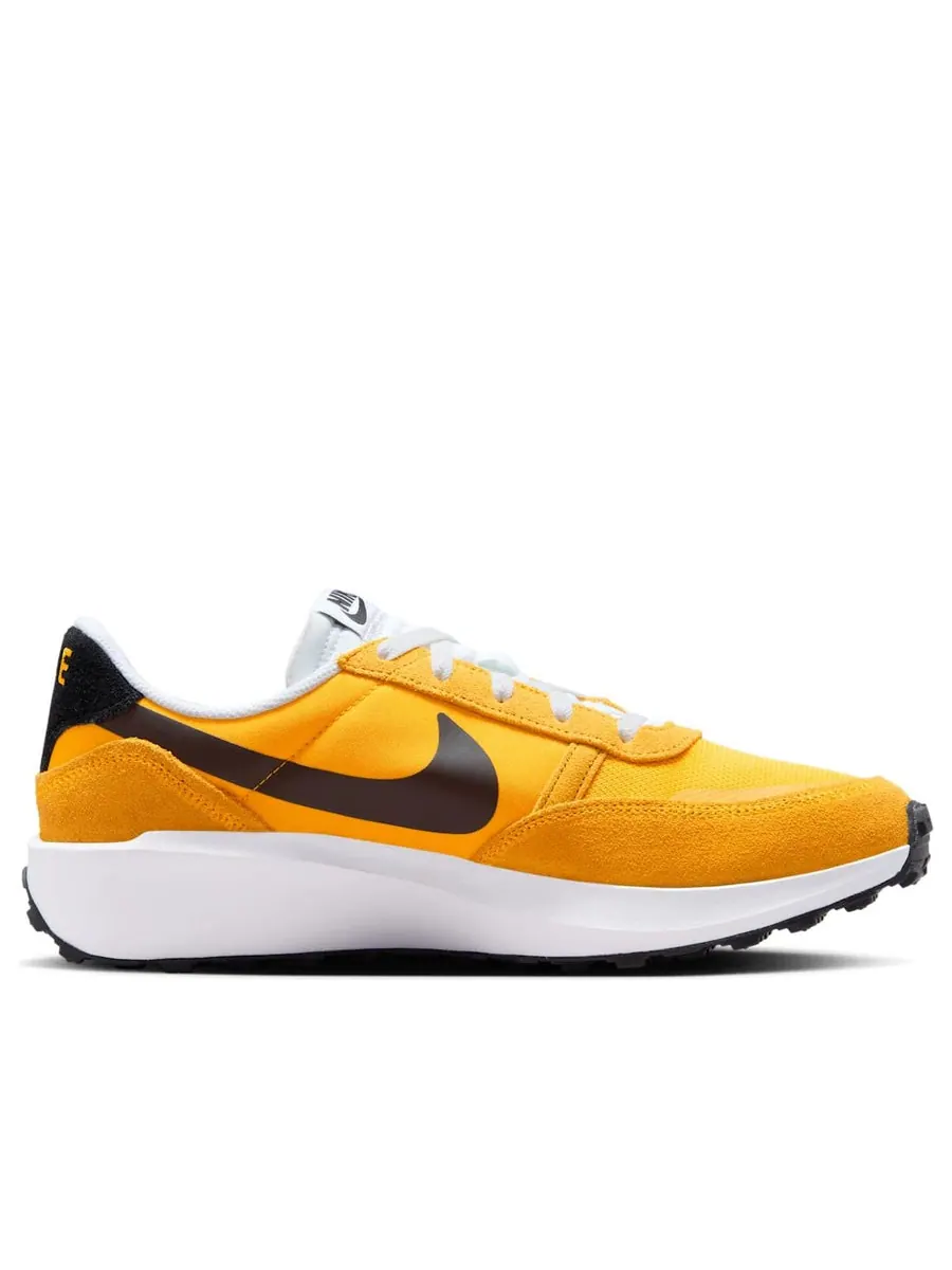 Кроссовки Nike Waffle Debut 'University Gold' — изображение 2 из 6, желтый