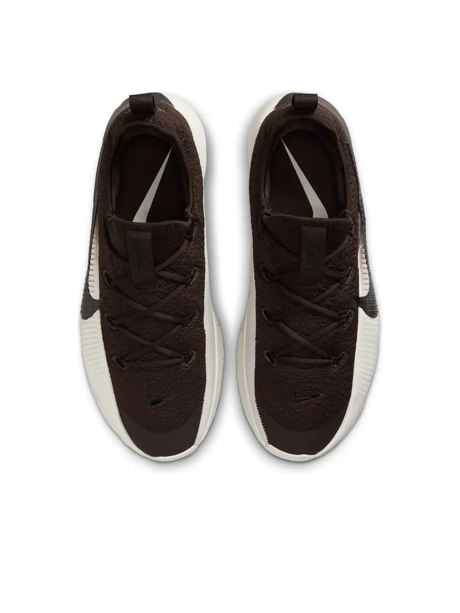 Кроссовки Nike LeBron TR 1 'Velvet Brown' — изображение 4 из 6, коричневый