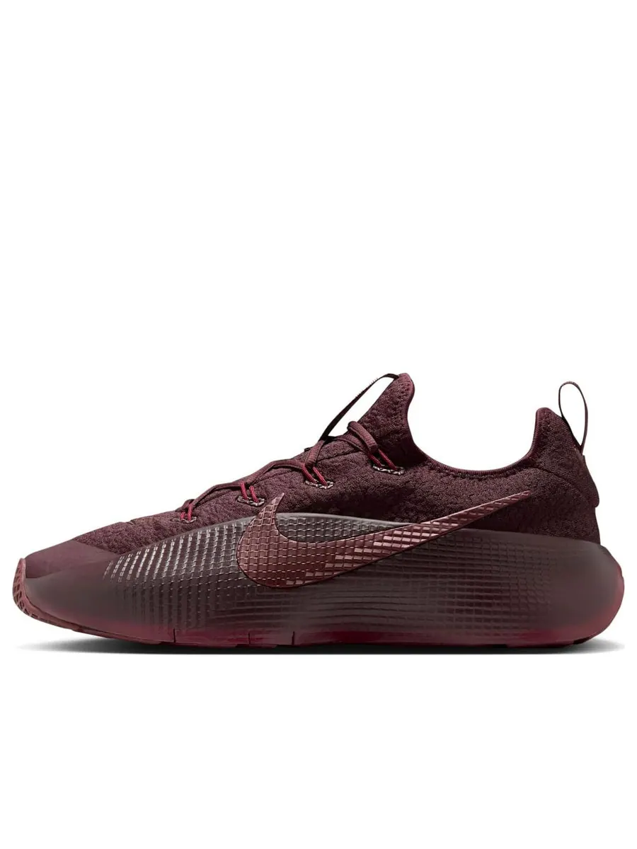 Кроссовки Nike LeBron TR 1 'Burgundy Crush' — изображение 1 из 6, бордовый