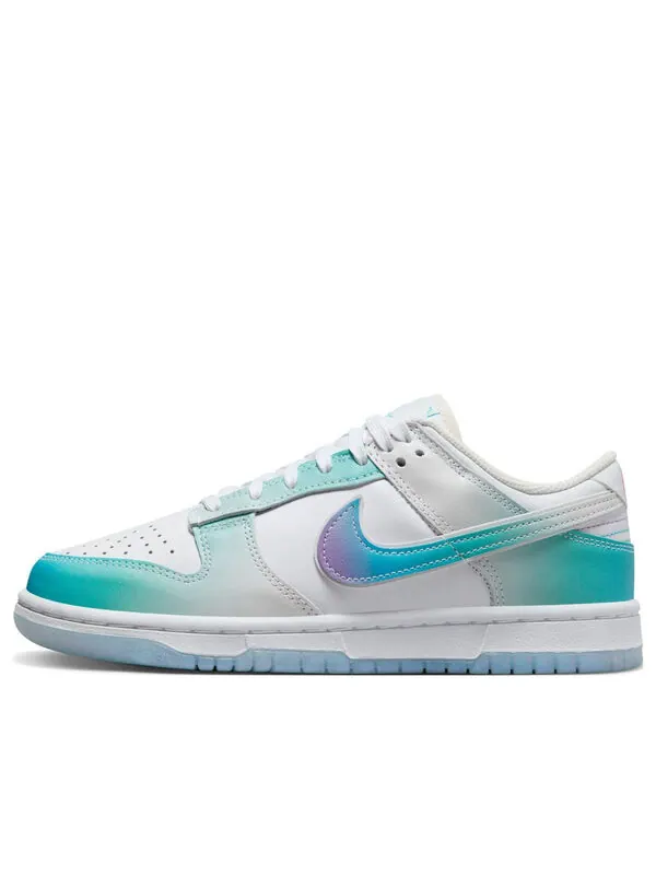 Кроссовки (WMNS) Nike Dunk Low 'Unlock your Space' — изображение 1 из 4, белый/синий