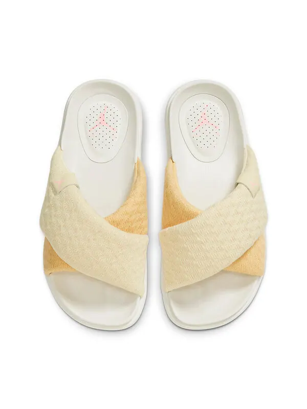 Тапочки sophia slide 'celestial gold' Air Jordan — изображение 3 из 4, золотистый