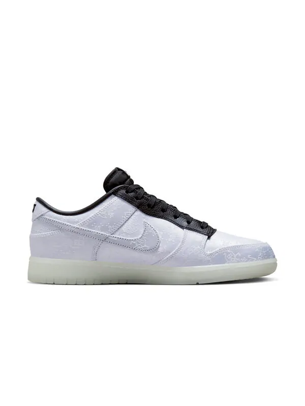 Кроссовки x фрагмент x клот данк лоу Nike — изображение 2 из 4, белый/черный