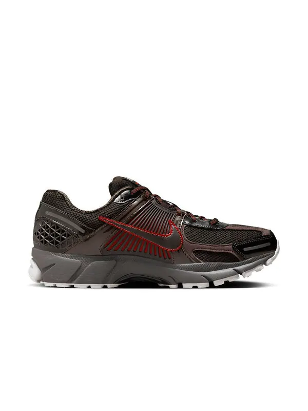 Кроссовки air zoom vomero 5 'velvet brown' Nike — изображение 2 из 4, коричневый