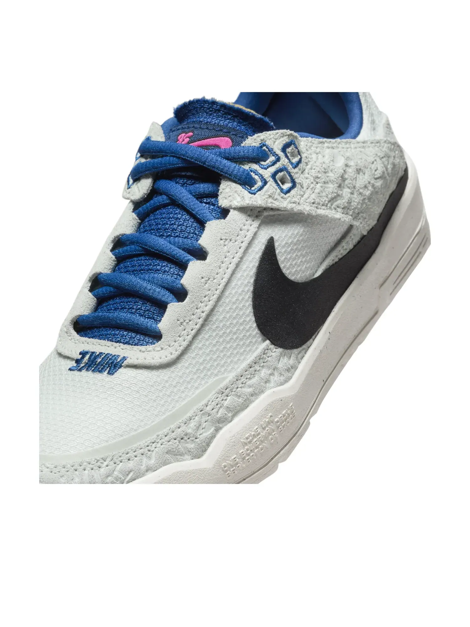 Кроссовки Nike Day One SB SE 'Barely Green Fierce Pink' FN4211-100 — изображение 6 из 7, зеленый