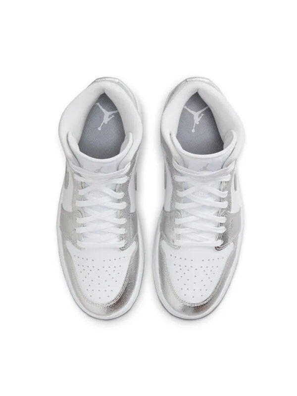 Кроссовки 1 средний размер Air Jordan — изображение 3 из 4