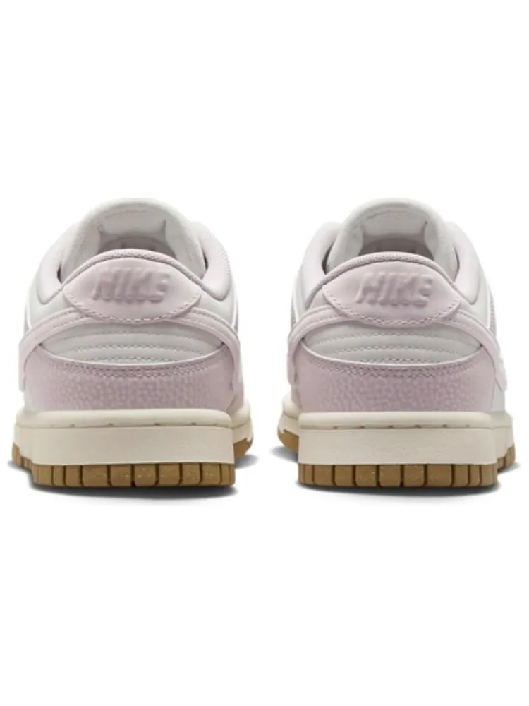 Кроссовки Nike Dunk Low PRM Next Nature Platinum Violet Women's — изображение 5 из 5, белый