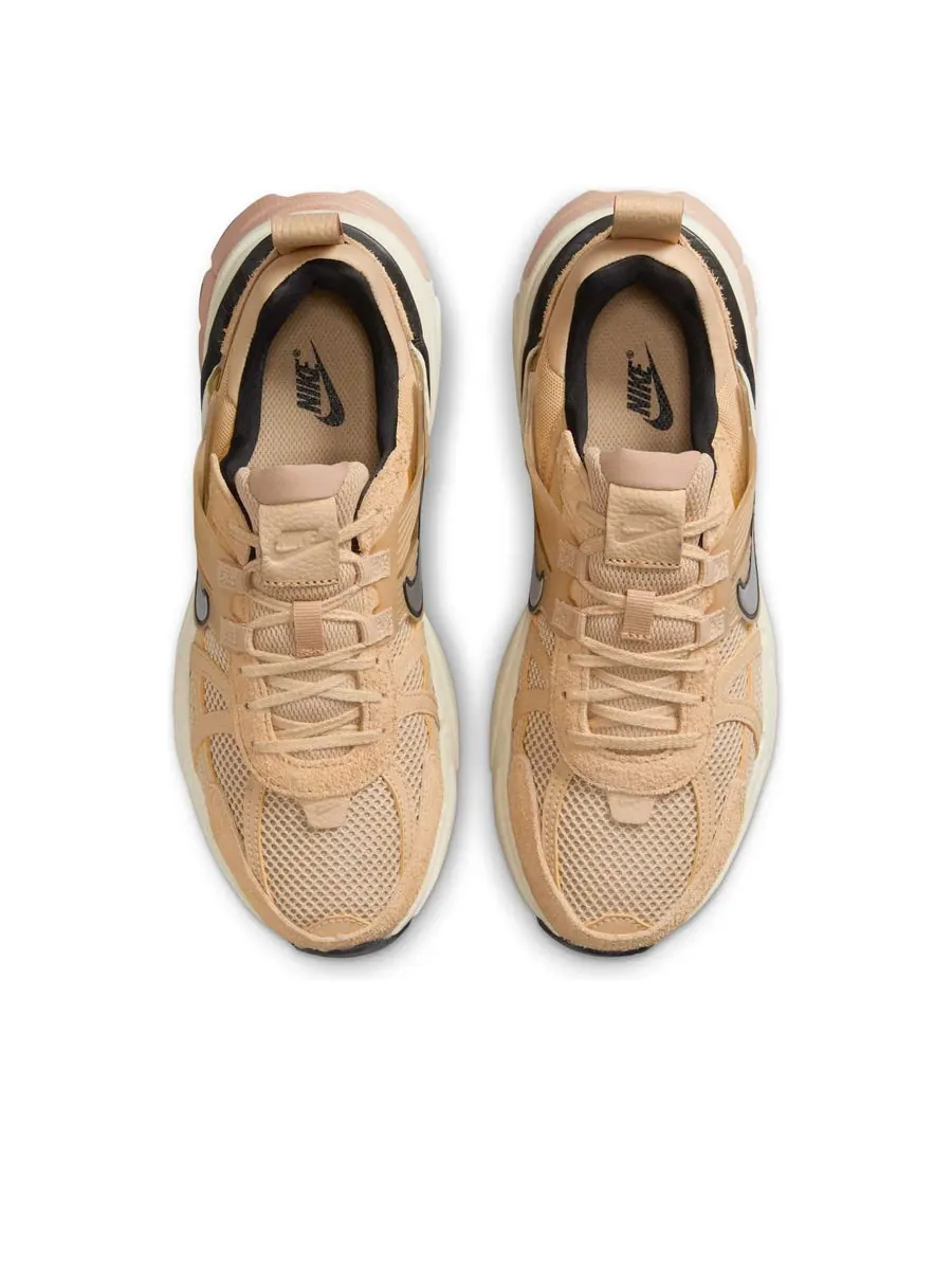 Кроссовки (WMNS) Nike V2K Run 'Sesame' — изображение 4 из 6, бежевый