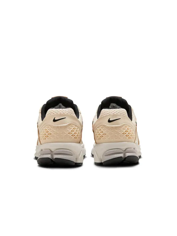 Кроссовки air zoom vomero 5 Nike — изображение 4 из 4, белый//светлый
