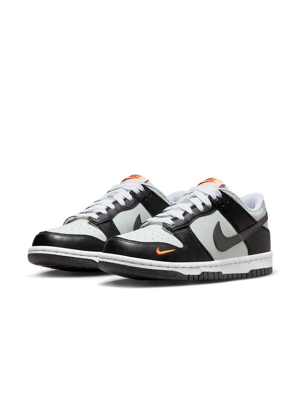 Кроссовки данк лоу Nike — изображение 2 из 4