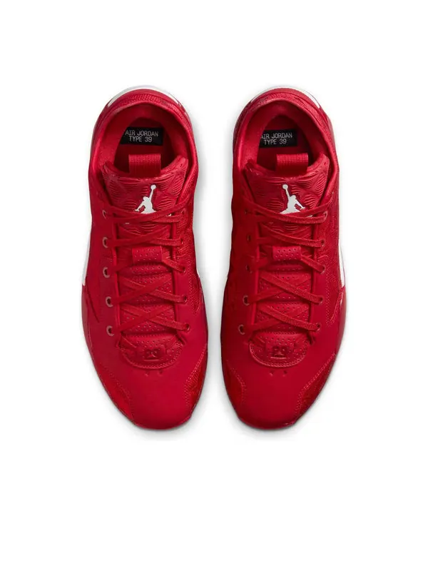 Кроссовки 39 pf Air Jordan — изображение 4 из 4, красный