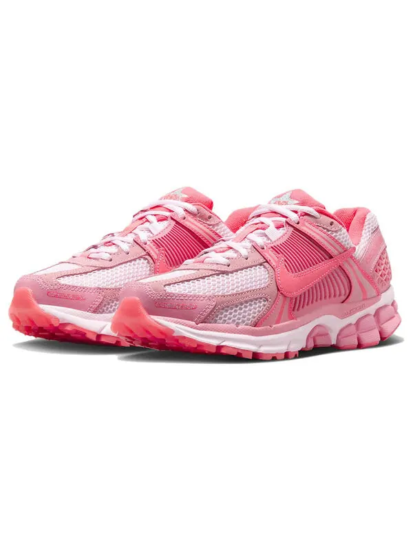 Кроссовки (WMNS) Nike Air Zoom Vomero 5 'Barbie' — изображение 3 из 4, розовый/-розовый