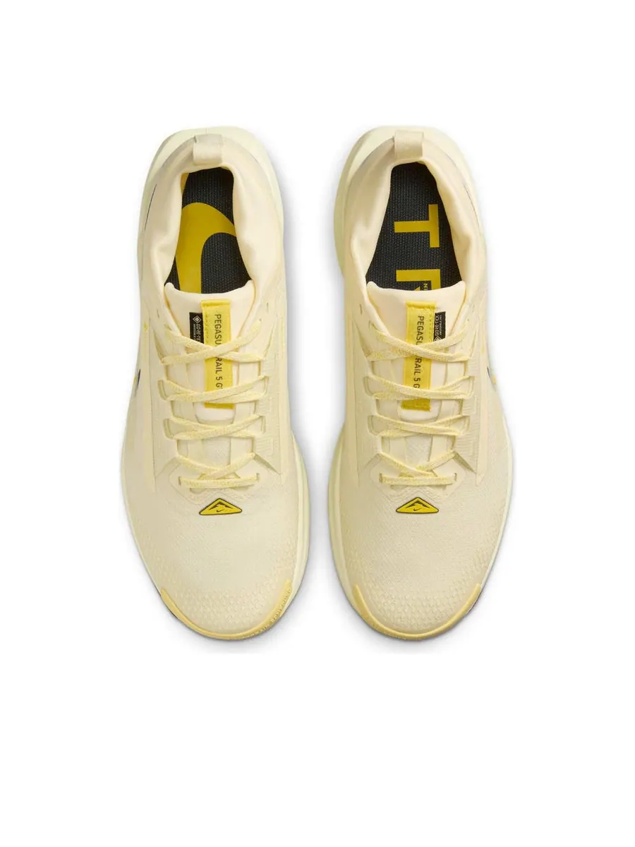 Кроссовки Nike Pegasus Trail 5 Gore-Tex 'Alabster Medium Ash Lightening' — изображение 4 из 6, золото