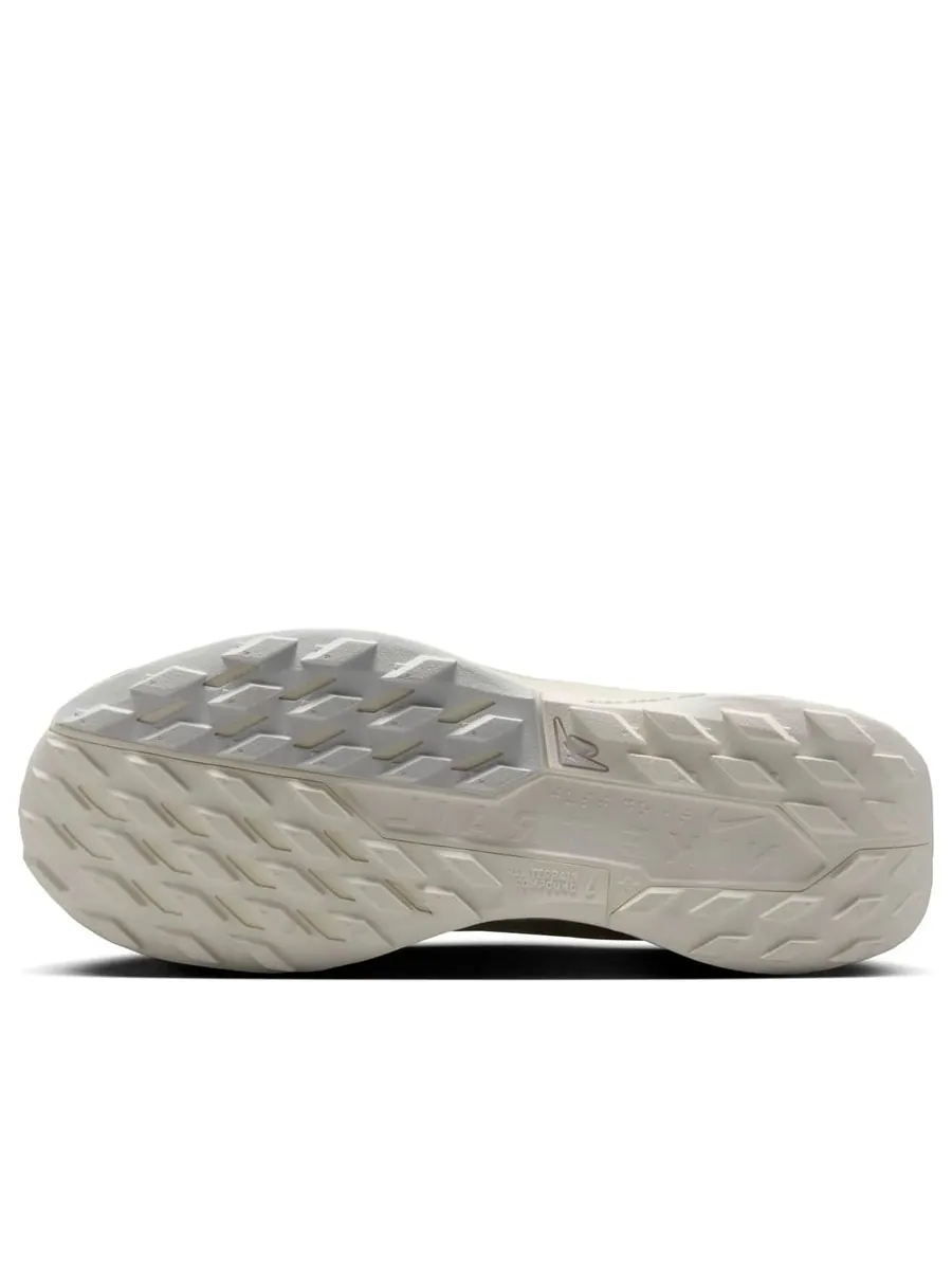 Кроссовки (WMNS) Nike Pegasus Trail 5 Gore-Tex 'Sail Photon Dust' — изображение 5 из 5, белый