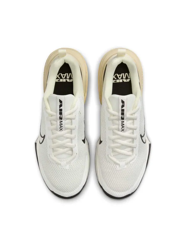 Кроссовки air max alpha trainer 6 'sail coconut milk team gold black' Nike — изображение 4 из 4, золотистый/черный