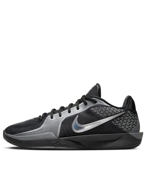 Кроссовки сабрина 2 Nike — изображение 1 из 4