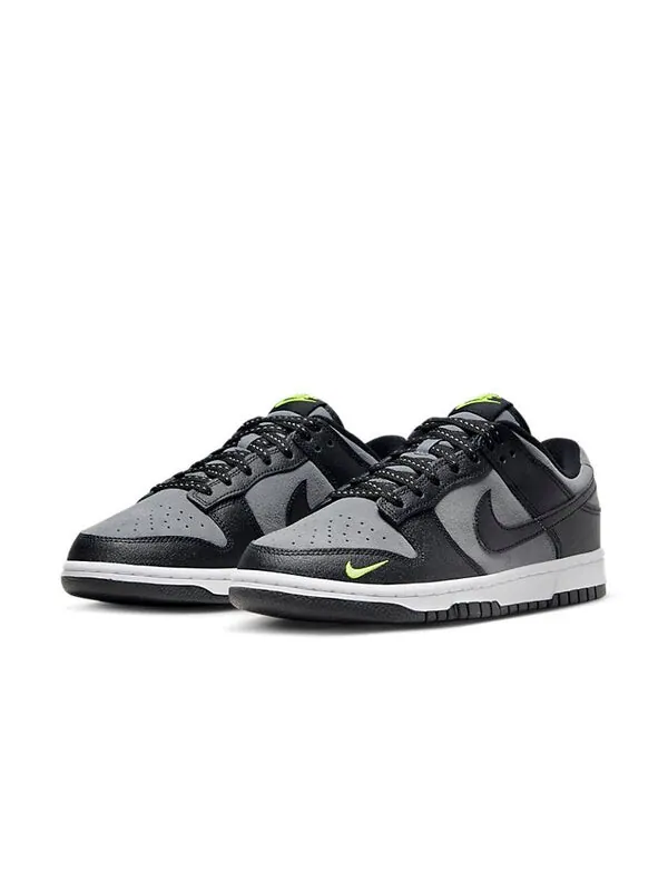 Кроссовки dunk low 'black grey green strike' Nike — изображение 2 из 4, черный/серый/зеленый