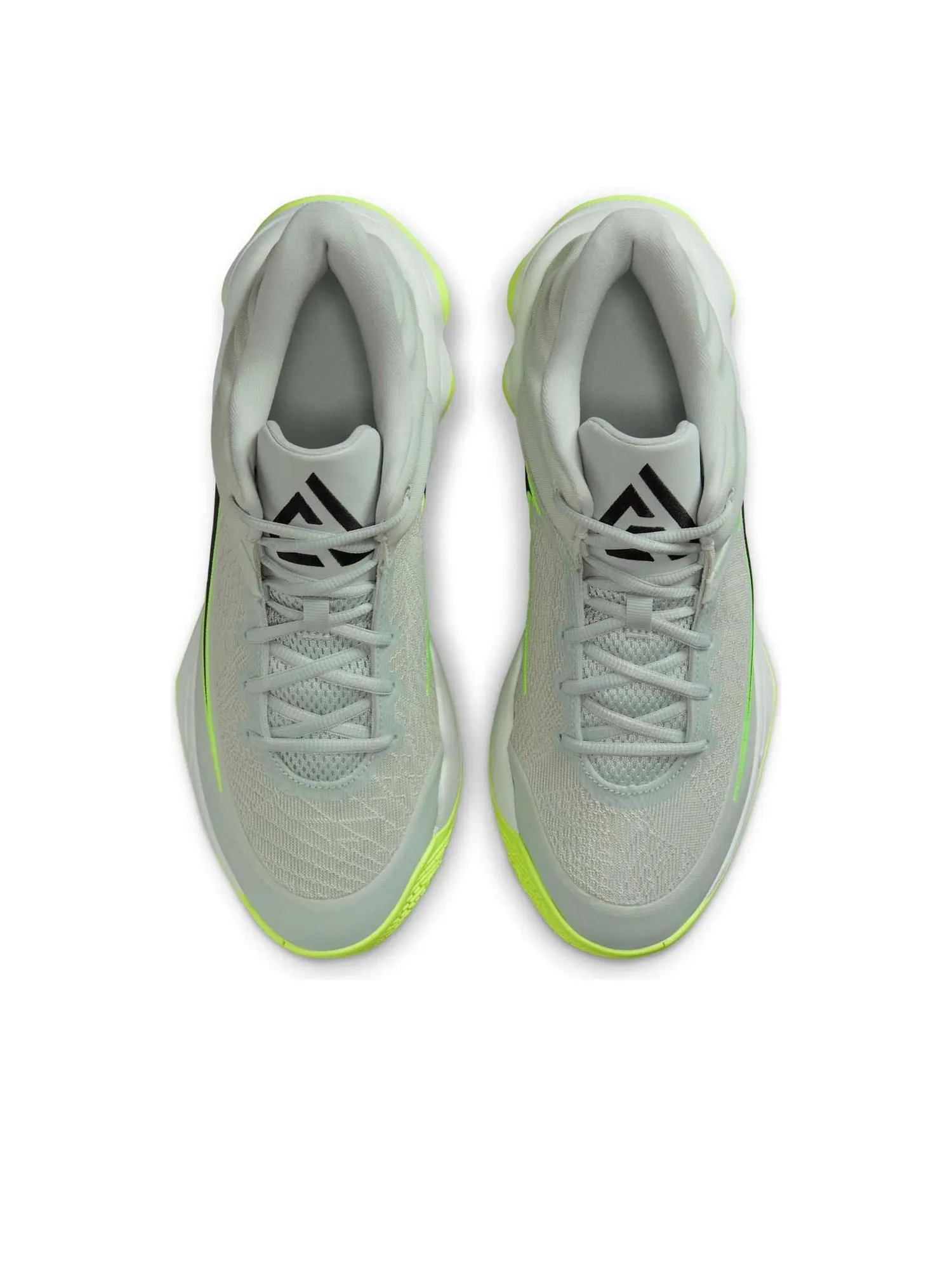 Кроссовки Nike Giannis Immortality 4 EP 'Light Silver Volt' — изображение 2 из 6, серебряный