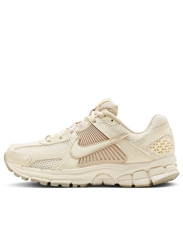 Кроссовки (WMNS) Nike Air Zoom Vomero 5 'Sail Light Orewood Brown' — изображение 1 из 4, светлый коричневый