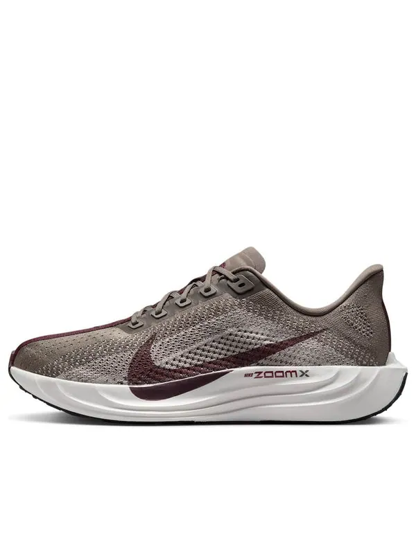 Кроссовки pegasus plus Nike — изображение 1 из 4, коричневый
