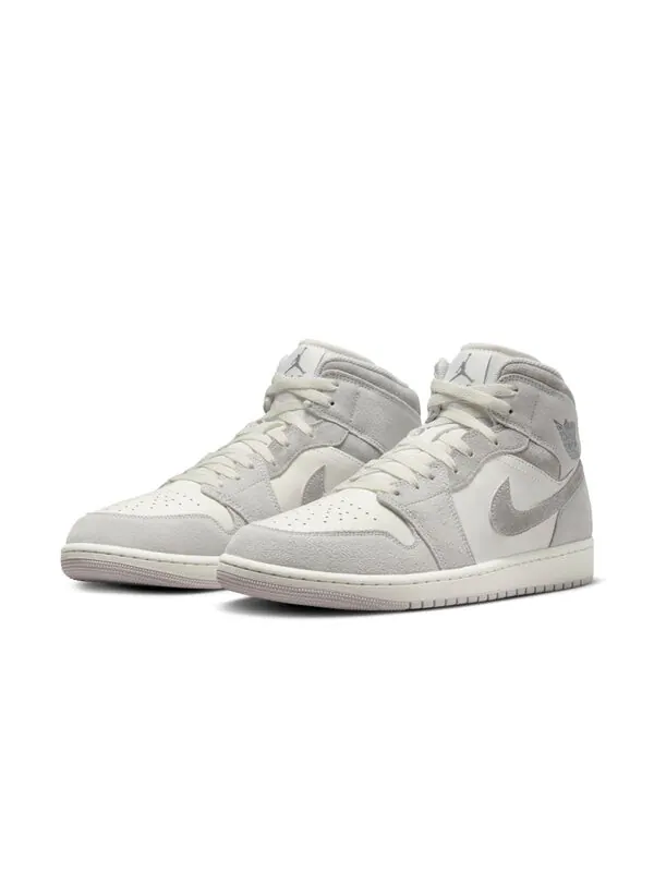 Кроссовки 1 средний размер Air Jordan — изображение 2 из 4, серый