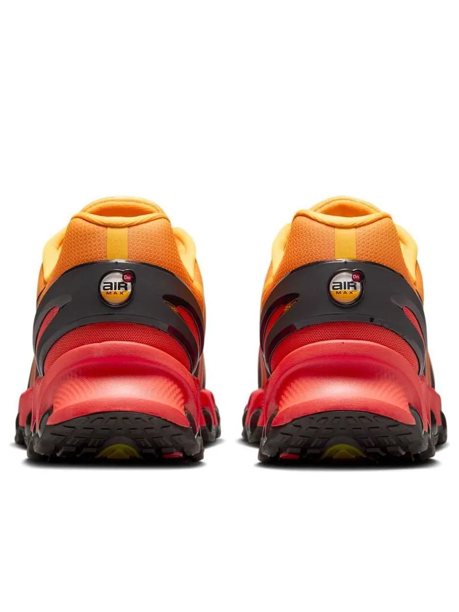 Кроссовки Nike Air Max Dn8 'Laser Orange Black' — изображение 5 из 6, оранжевый