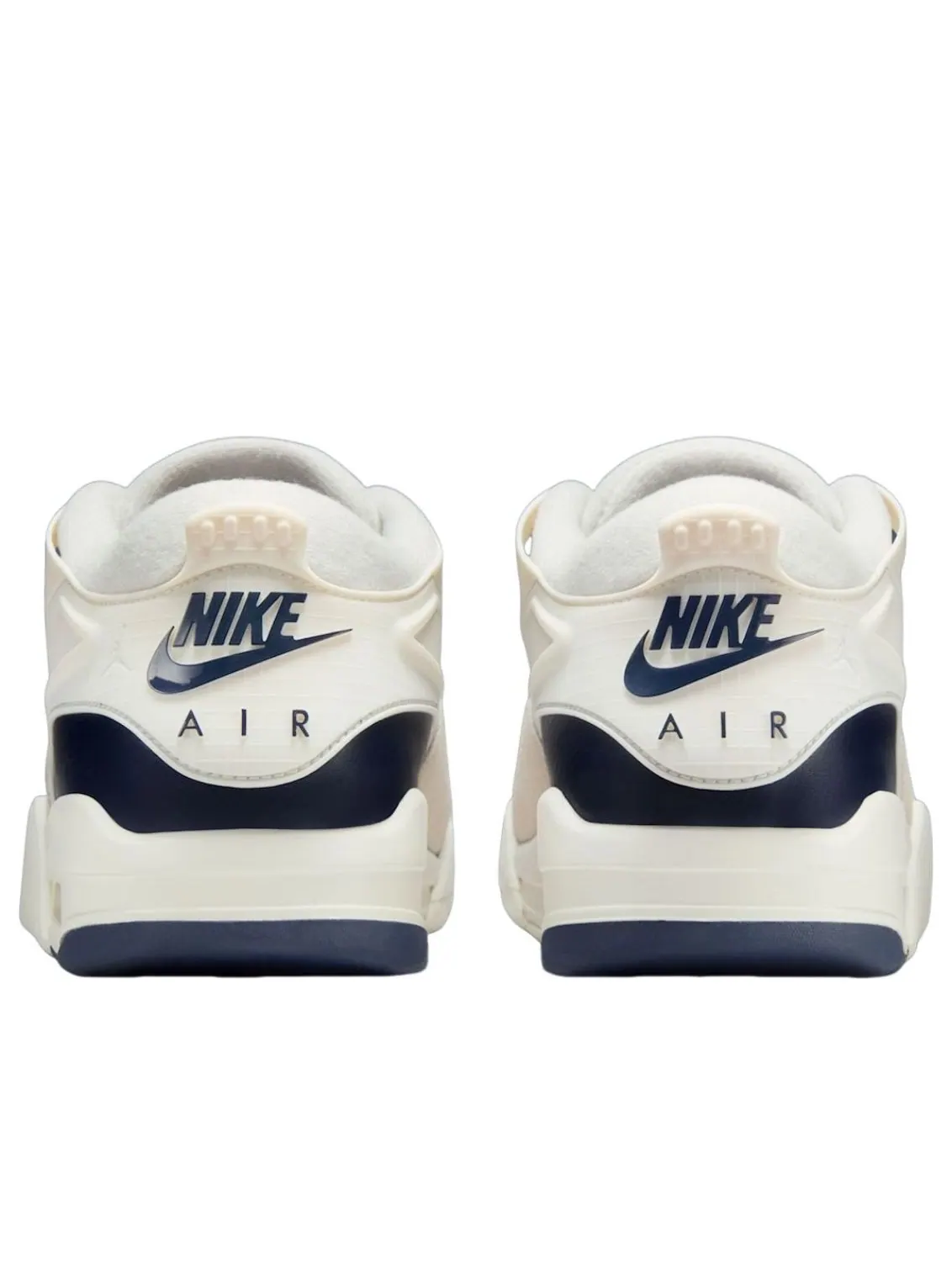 Кроссовки Air Jordan 4 RM 'Sail Midnight Navy' — изображение 4 из 5, золотистый/темно-синий