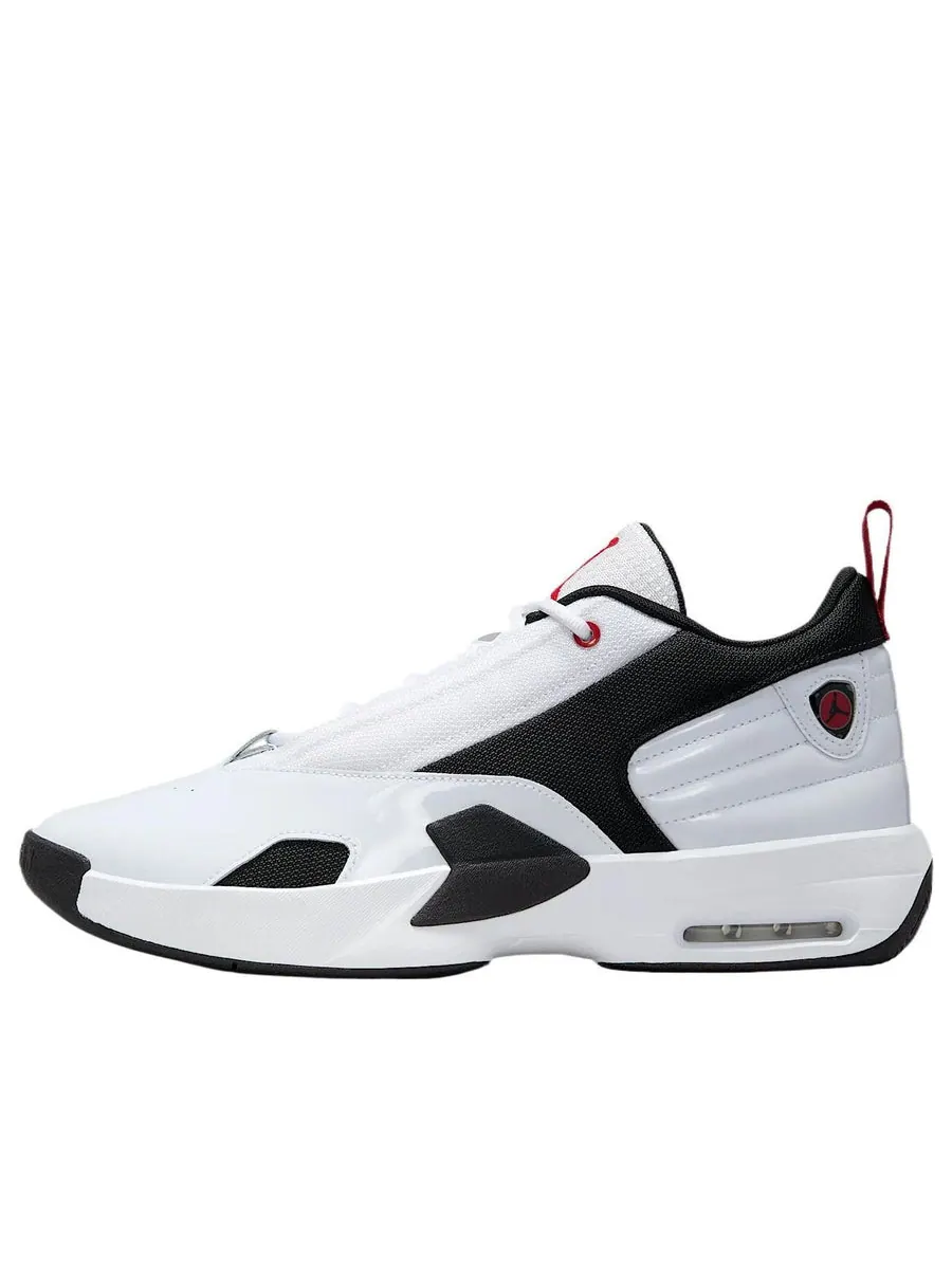 Кроссовки Air Jordan Max Aura 6 'White Gym Red Black' — изображение 1 из 6, белый