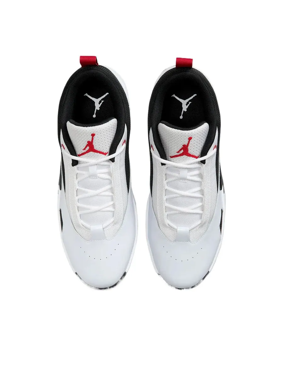 Кроссовки Air Jordan Max Aura 6 'White Gym Red Black' — изображение 4 из 6, белый