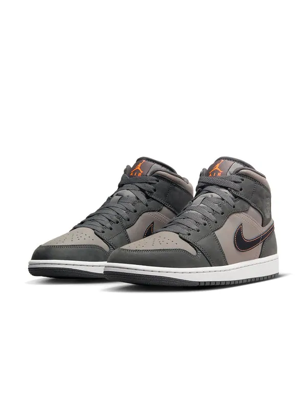 Кроссовки 1 mid se 'night stadium' Air Jordan — изображение 2 из 4, черный//оранжевый/серый