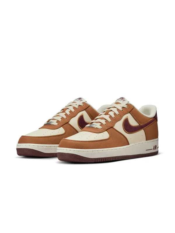 Кроссовки air force 1 '07 lv8 'light british tan' Nike — изображение 3 из 4, светлый бежевый/бордовый