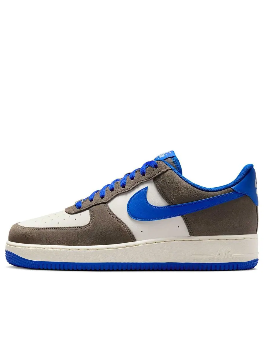 Кроссовки Nike Air Force 1 Low '07 LV8 'Cave Stone Hyper Royal' — изображение 1 из 6, белый