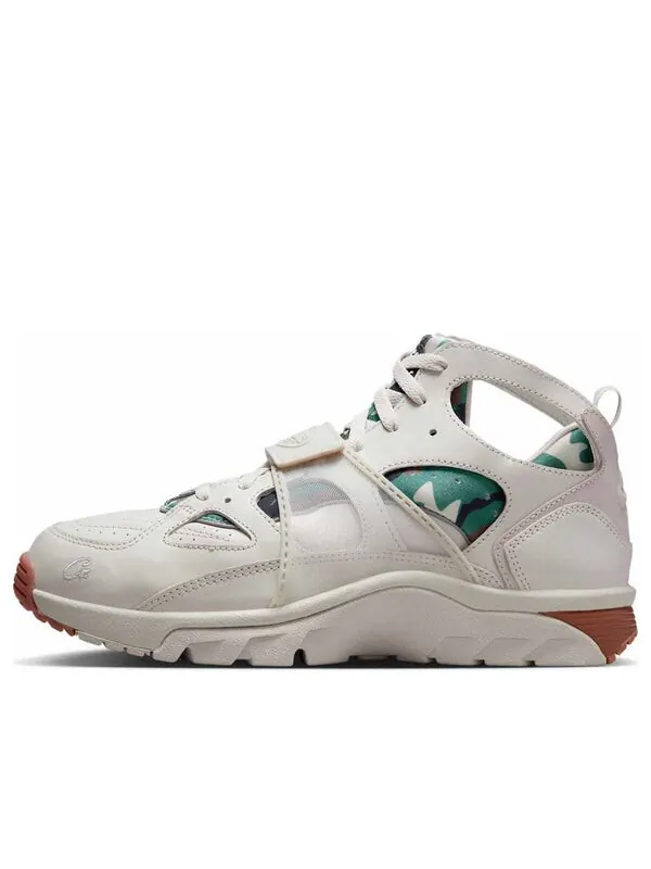 Кроссовки x corteiz air trainer huarache 'light bone' Nike — изображение 1 из 4