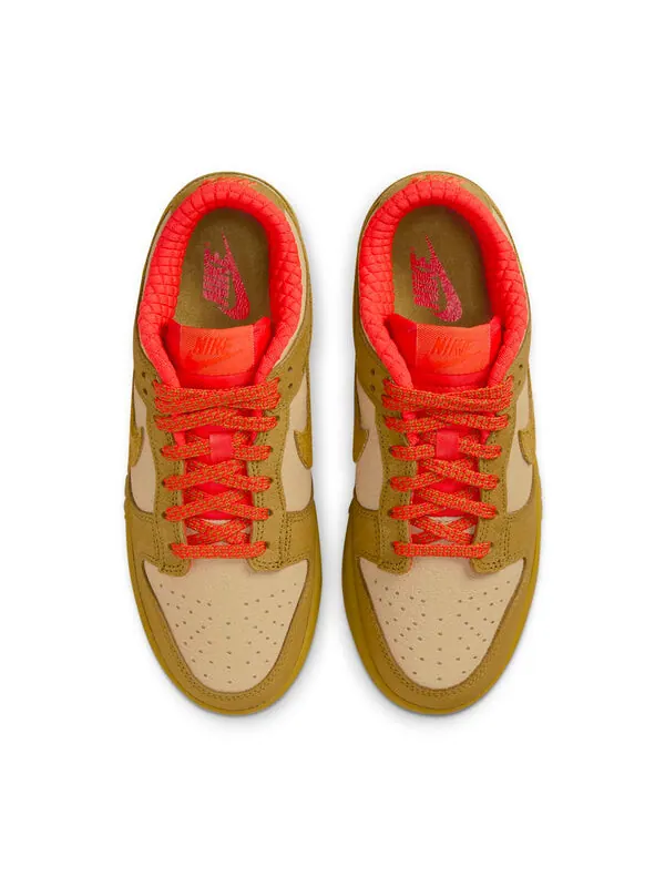 Кроссовки dunk low 'bronzine picante red' Nike — изображение 3 из 4, красный