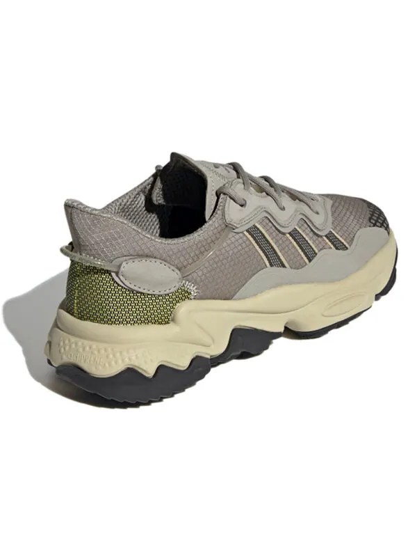Кроссовки оригиналы ozweego Adidas — изображение 4 из 4, серый/черный/коричневый
