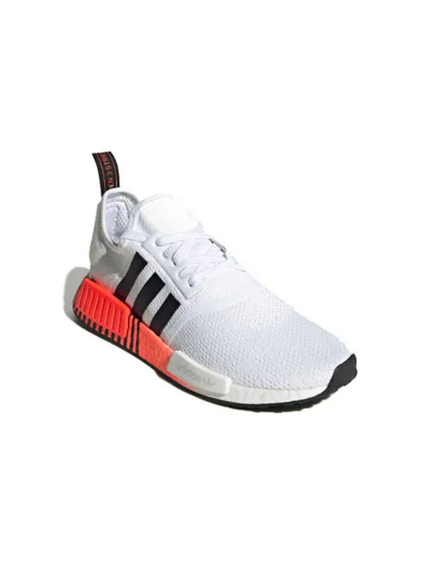 Кроссовки nmd_r1 Adidas — изображение 2 из 4, белый