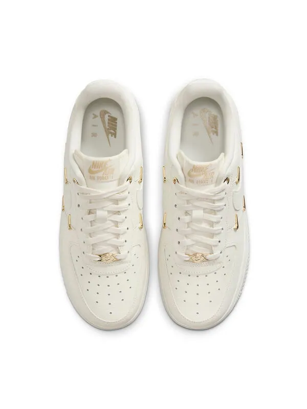 Кроссовки Nike Air Force 1 белые — изображение 2 из 4, белый