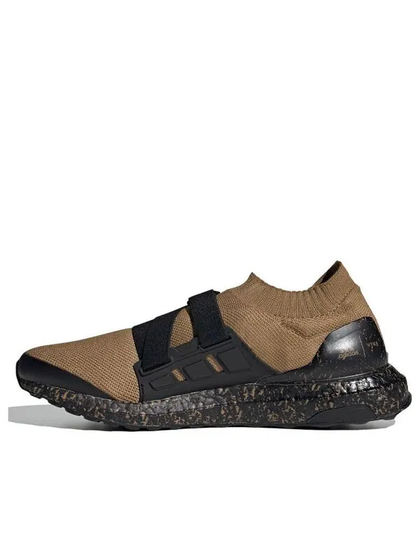 Кроссовки hyke x ultraboost aoh 001 Adidas — изображение 1 из 4, черный