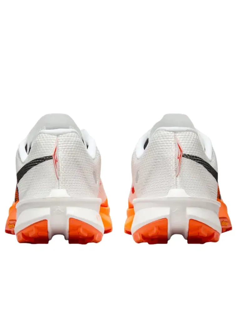 Кроссовки Nike Kiger 10 'White Photon Dust Total Orange Black' FV3929-101 — изображение 5 из 6, мульти