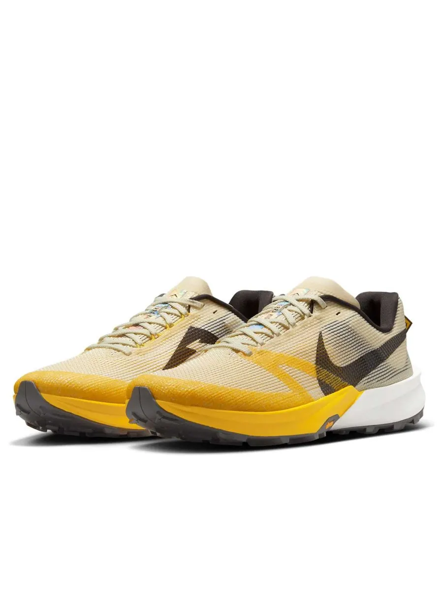 Кроссовки Nike ReactX Kiger 10 'Alabster Medium Ash Lightening' — изображение 3 из 6, желтый