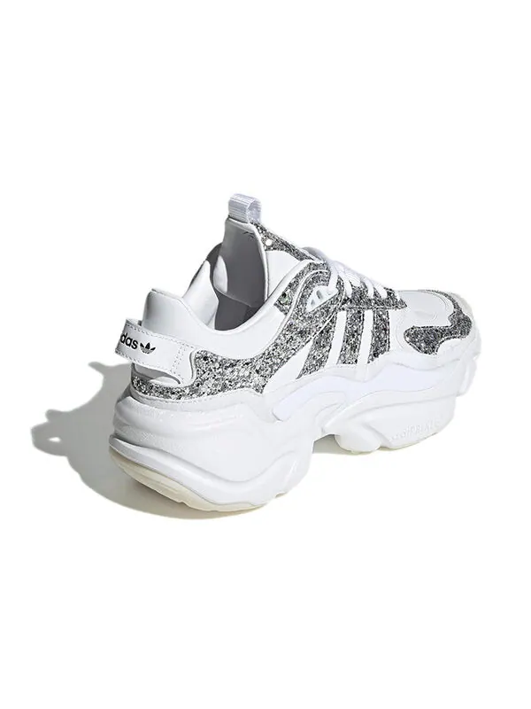 Массивные кроссовки magmur runner Adidas — изображение 4 из 4, белый/серебристый