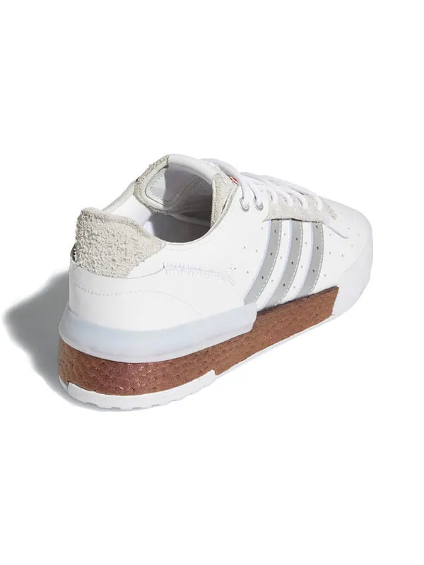 Кроссовки оригиналы соперничество rm Adidas — изображение 4 из 4