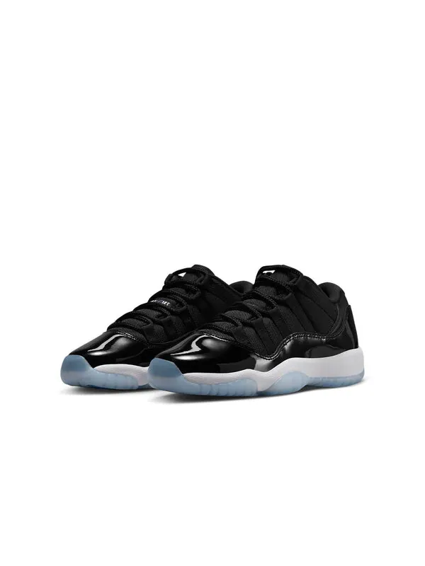 Кроссовки 11 низкие Air Jordan — изображение 2 из 4, черный//белый