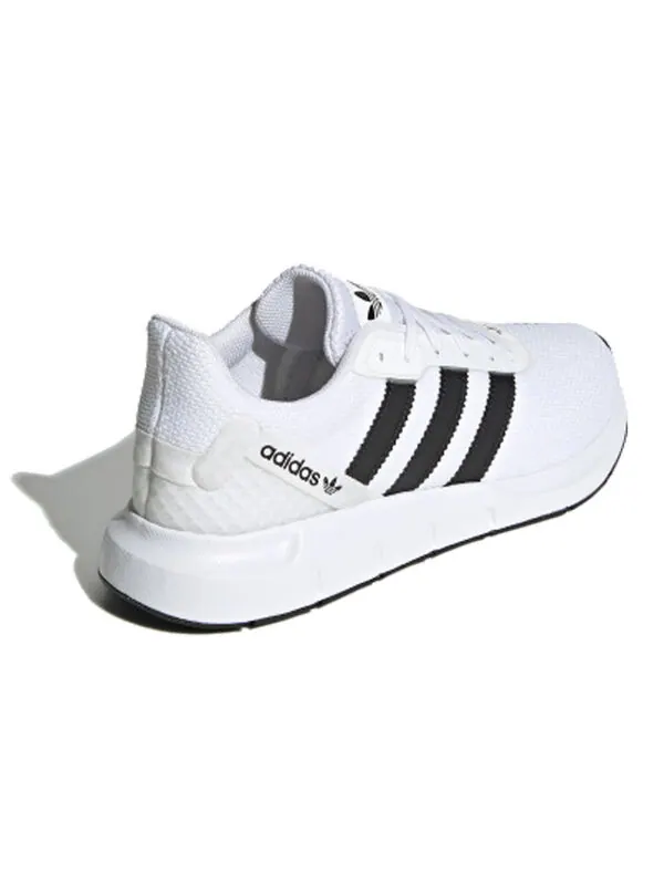 Кроссовки swift run rf Adidas — изображение 3 из 4, белый