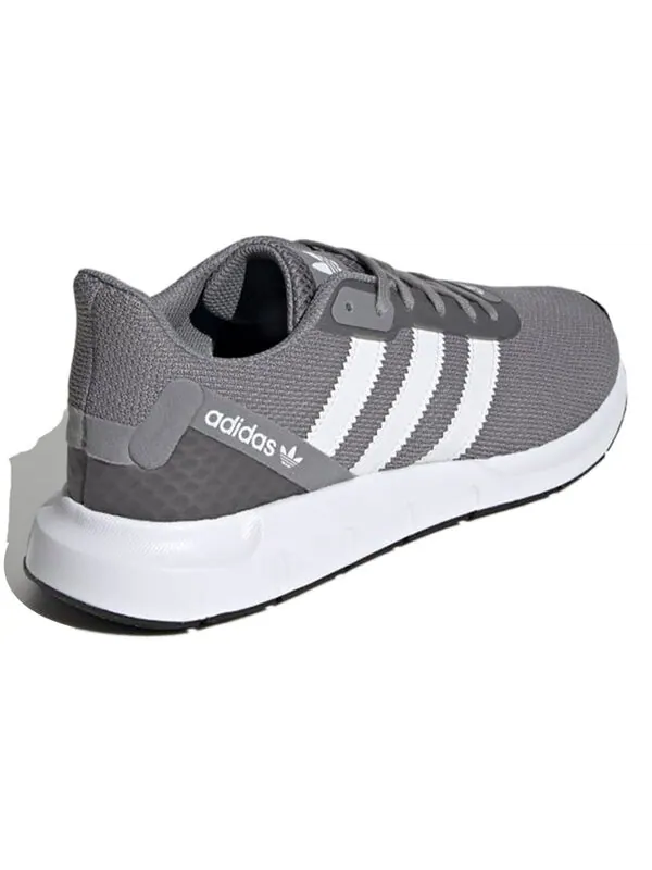 Кроссовки оригиналы swift run rf Adidas — изображение 4 из 4, серый/белый