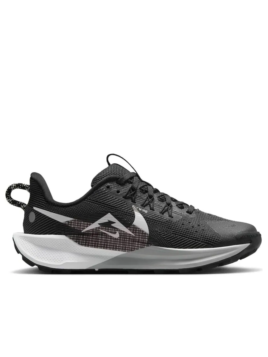 Кроссовки (GS) Nike React Pegasus Trail 5 'Black Anthracite Wolf Grey White' — изображение 2 из 6, черный